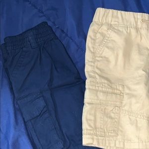 Lot of 2 cargo shorts